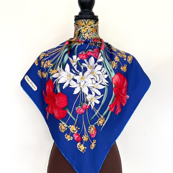 Salvatore Ferragamo Silk Scarf Flowers Blue Multicolor Wrap Scarf - Picture 3 of 15